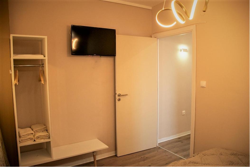 סלוניקי Jukebox Suite 2 Bedrooms - Big Balcony מראה חיצוני תמונה